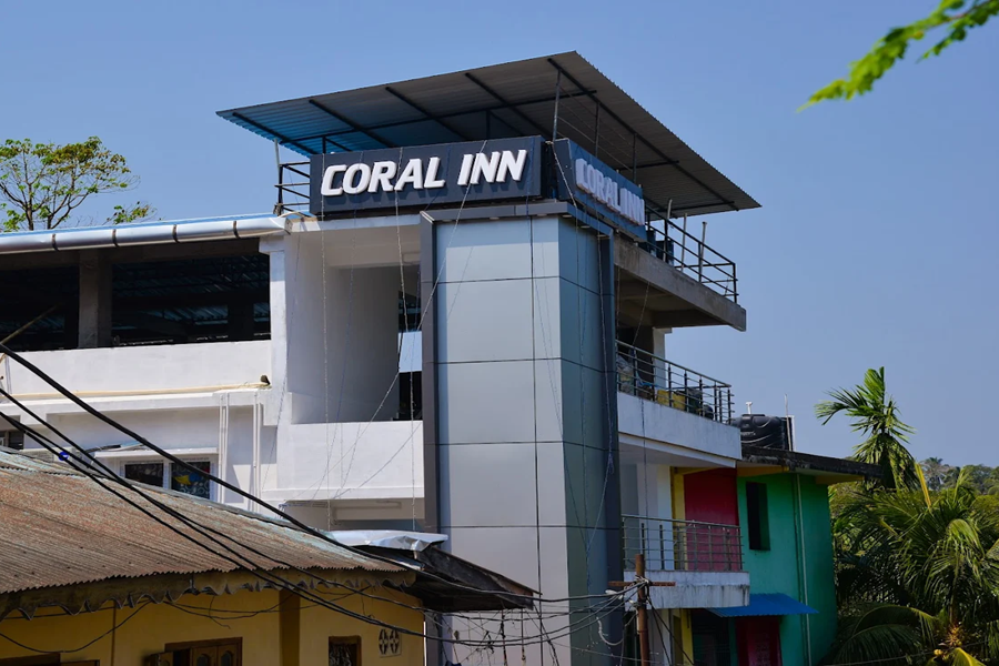Hotel Coral Inn